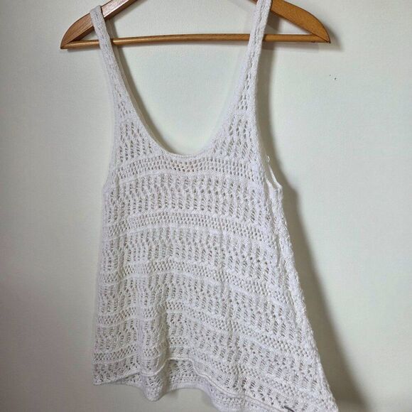EUC HOLLISTER SCOOP NECK CROCHET TANK TOP SIZE M - Picture 1 of 14